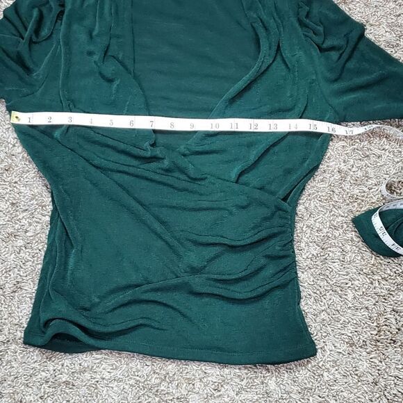 Evereve Jewel Green Wrap Top - Picture 5 of 7